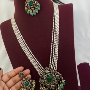 Rice Pearl Chain With Victorian Pendent